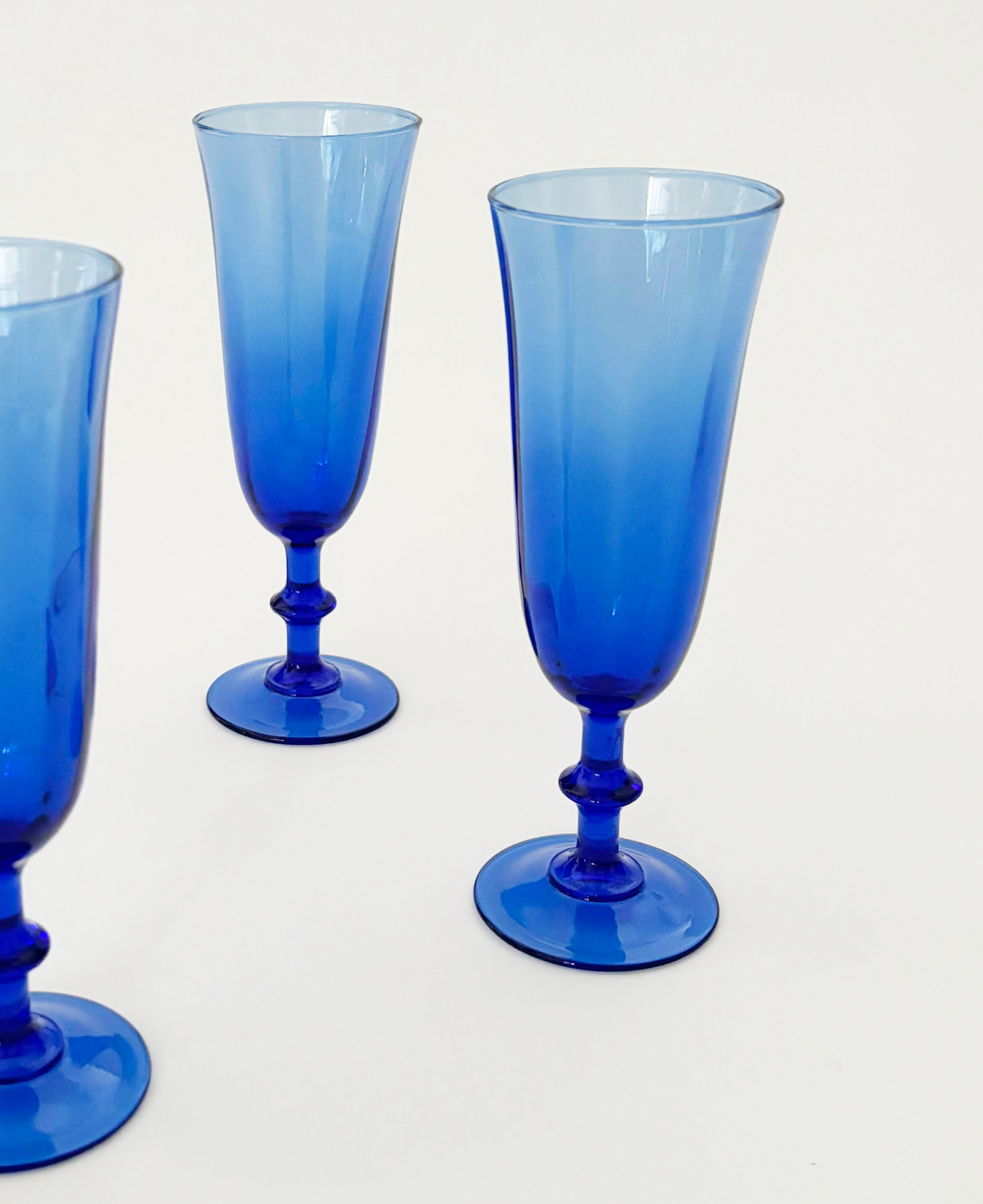 COBALT CHAMPAGNE GLASSES