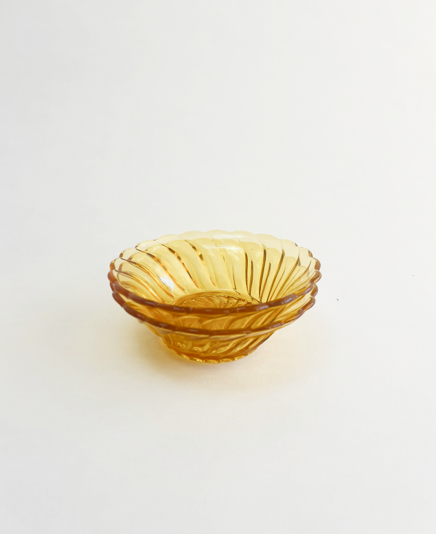 SET OF 2 AMBER SMALL BOWLS