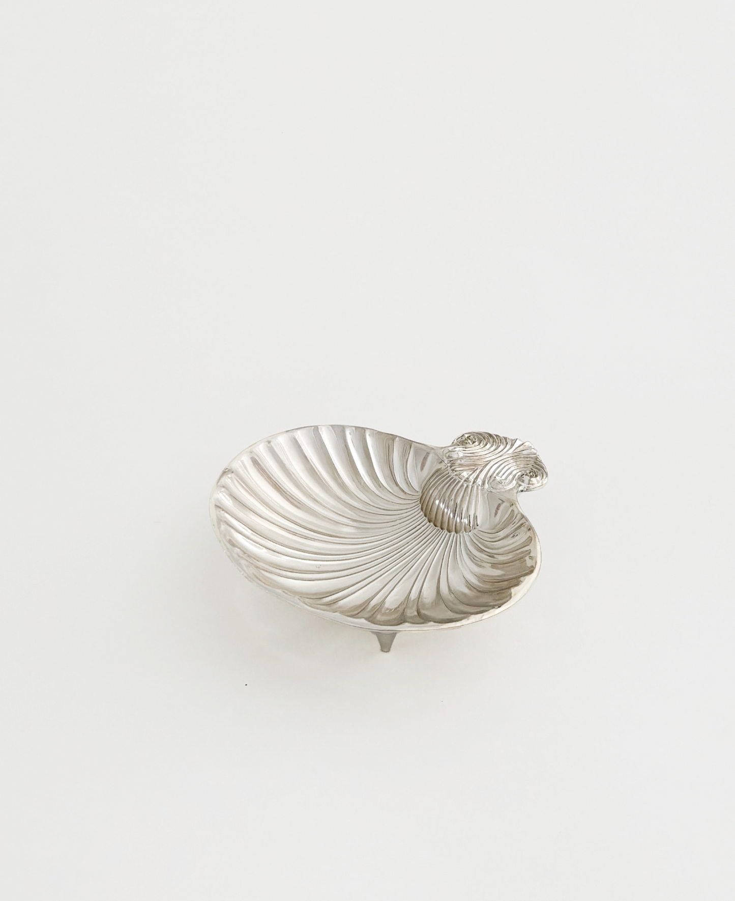 SILVER PLATED SHELL DISH