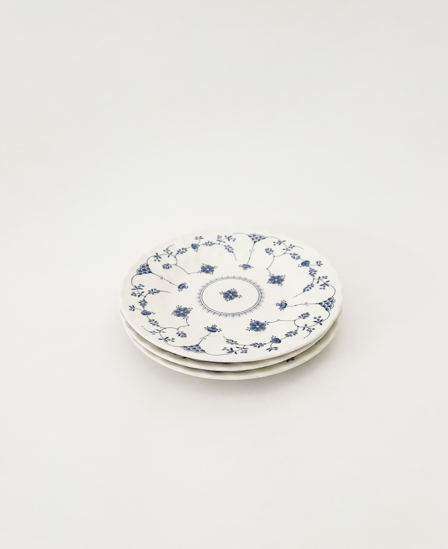 CHURCHILL ENGLAND SIDE PLATES
