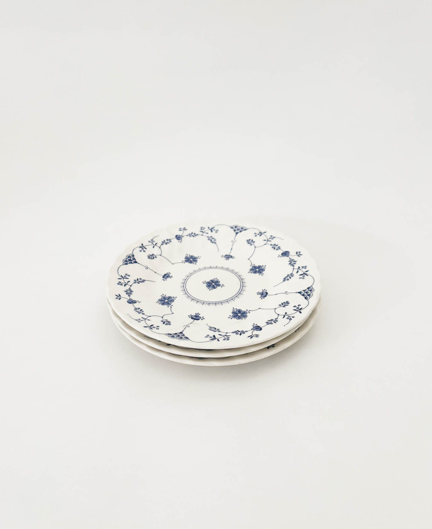 CHURCHILL ENGLAND SIDE PLATES