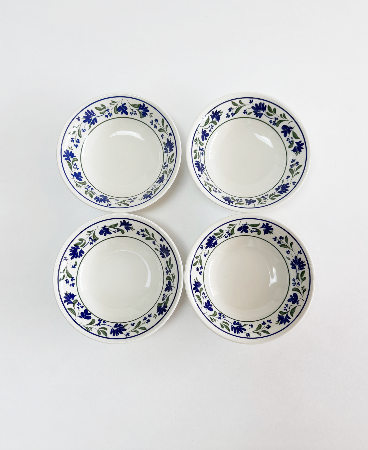 SET OF CHURCHILL ENGLAND SMALL BOWLS