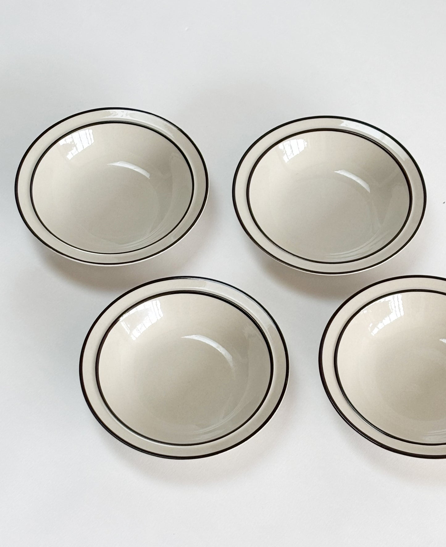 SET OF 4 STONEWARE BOWLS