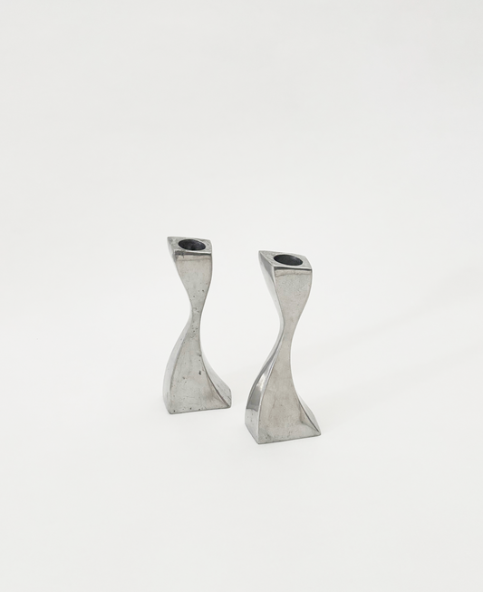 SET OF 2 WAVY CANDLESTICKS