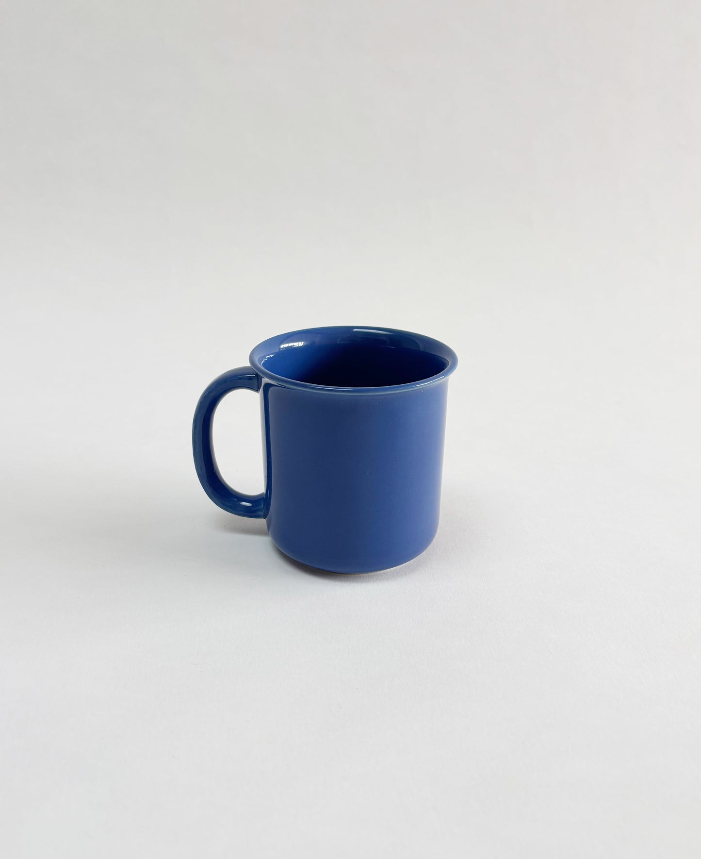 SET OF 4 BLUE MUGS